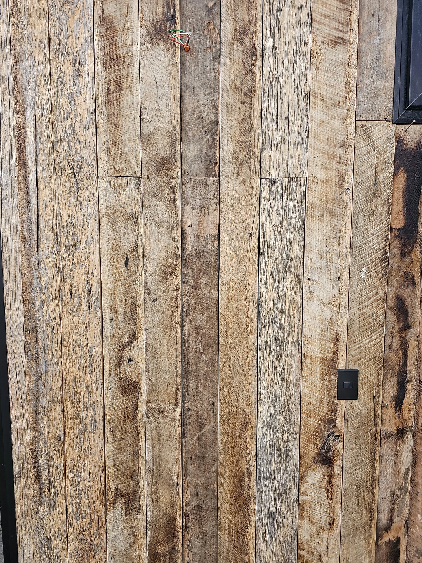 Revestimiento mix nativo claro lijado