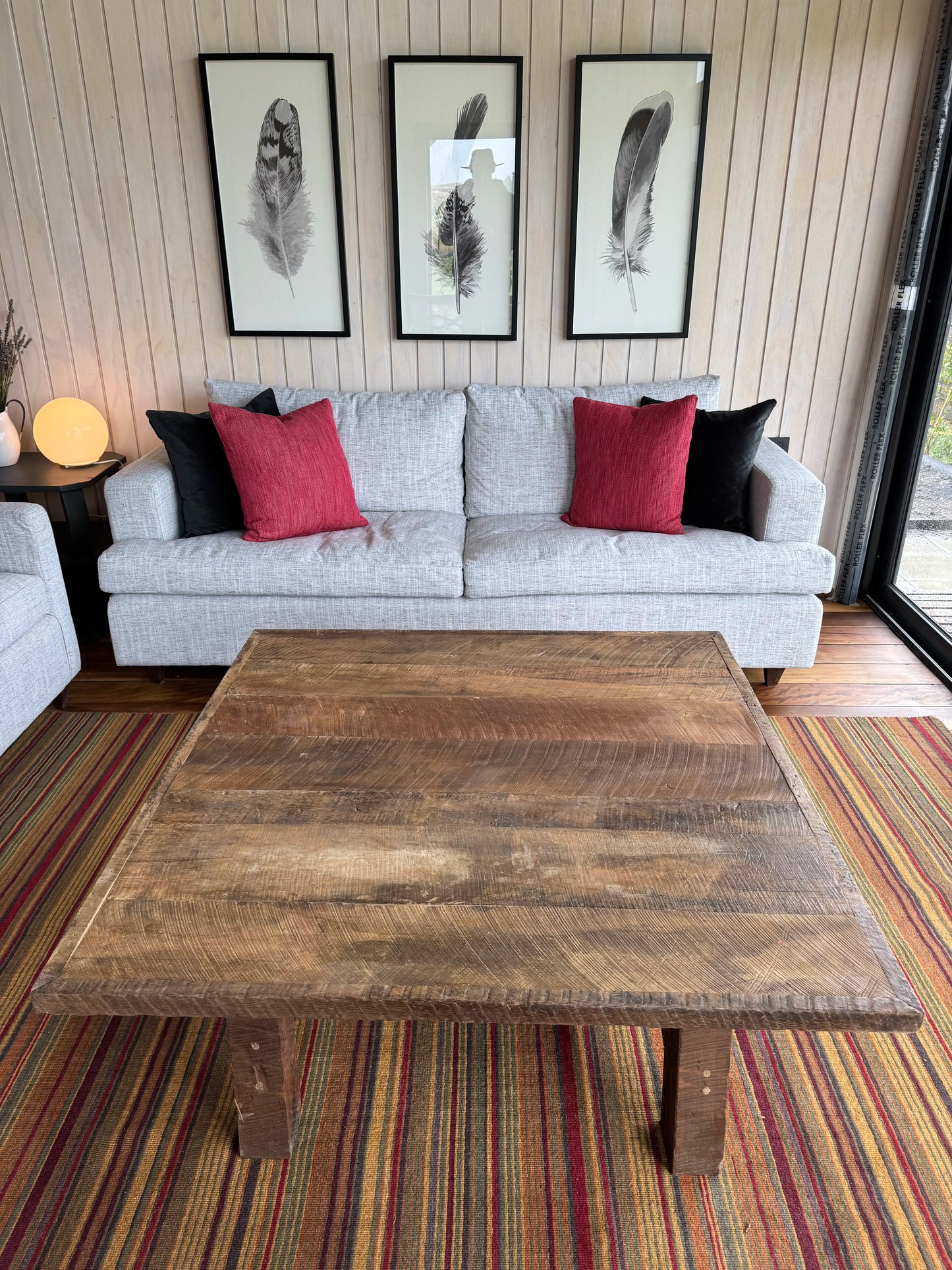 Mesa de centro cuadrada